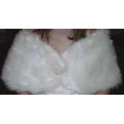 Boléro mariage en fausse fourrure